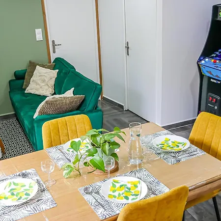 Апартаменты Immeuble Complet Casa Bella & Divina *
