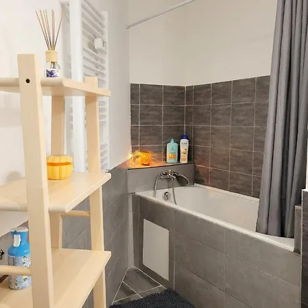 Apartment Immeuble Complet Casa Bella & Divina *